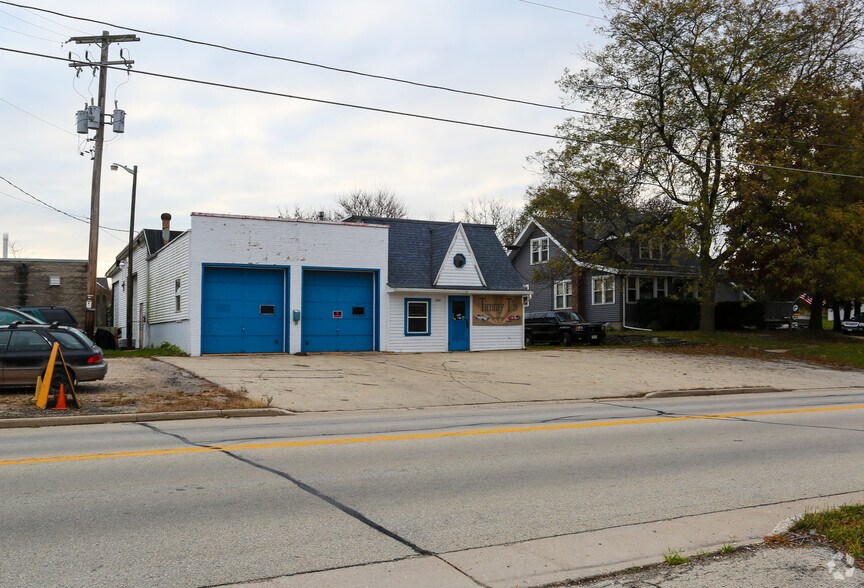 N598 State Road 67, Ixonia, WI 53036