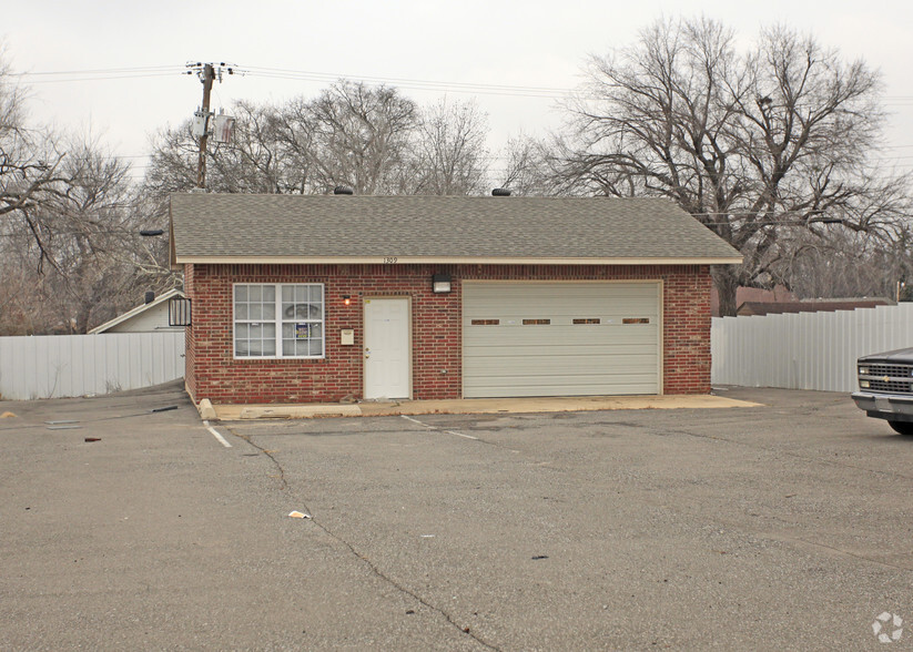 1309 SW 29th St, Oklahoma City, OK for lease - Building Photo - Image 2 of 2