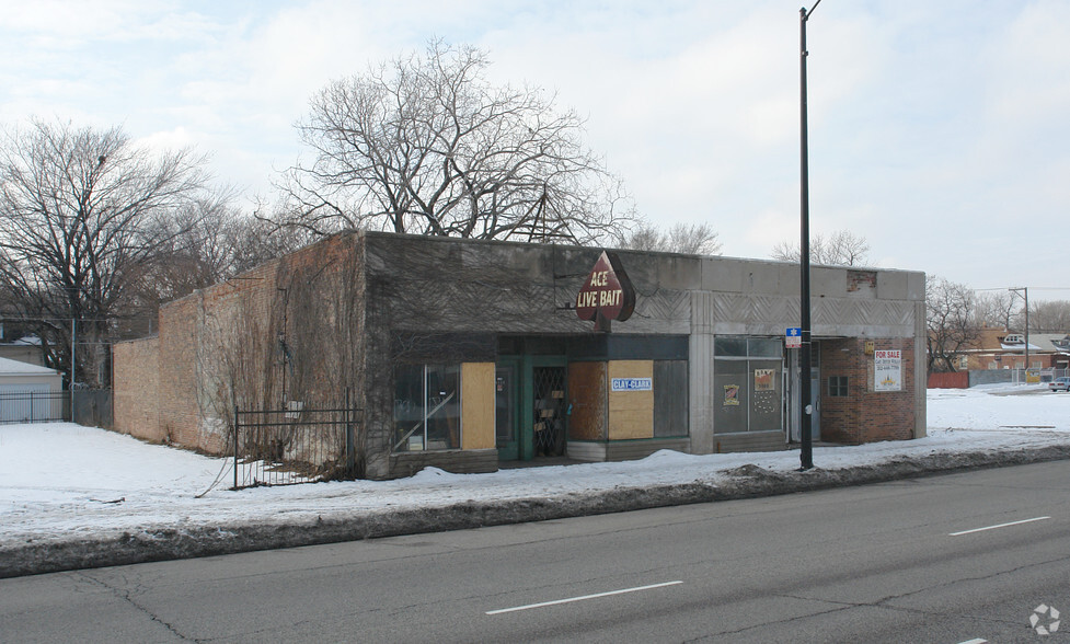 8112-8120 S Stony Island Ave, Chicago, IL for sale - Primary Photo - Image 1 of 1