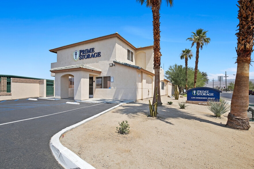 42925 Madison St, Indio, CA for lease - Building Photo - Image 1 of 3