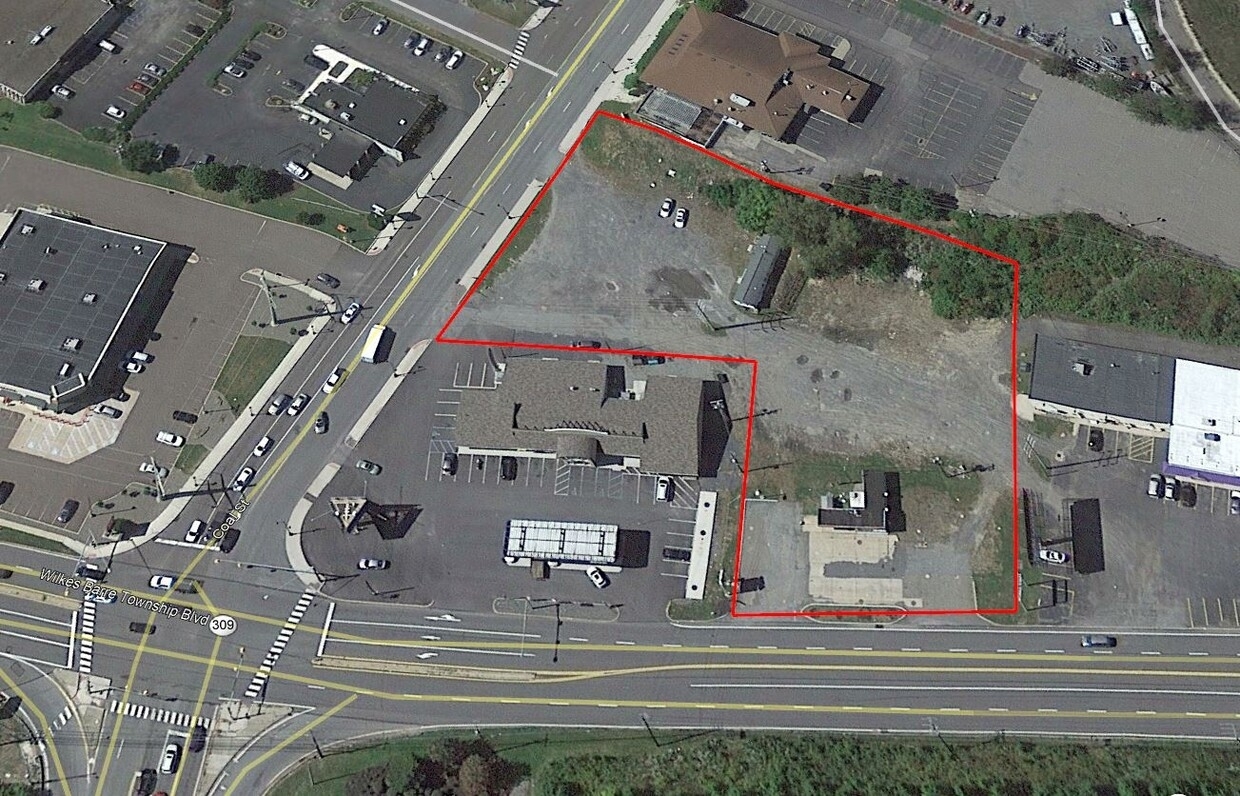 302-318 Wilkes Barre Township Blvd, Wilkes Barre, PA for lease Primary Photo- Image 1 of 2