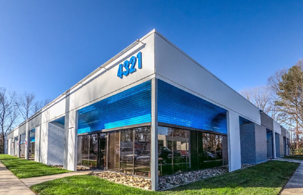 4321 Stuart Andrew Blvd, Charlotte, NC for lease Building Photo- Image 1 of 3