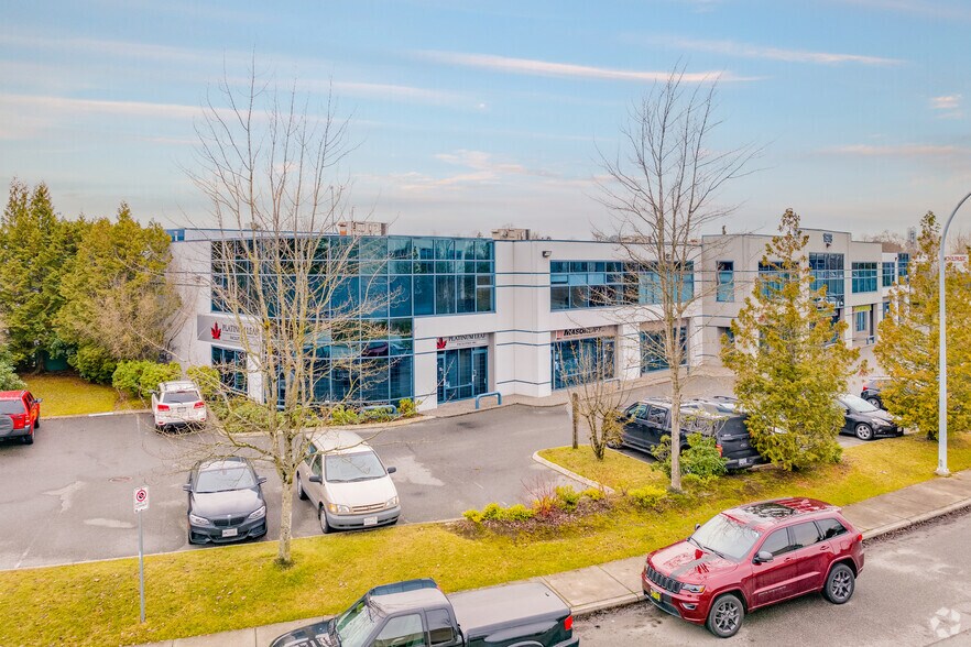 1628 Foster's Way, Delta, BC for sale - Primary Photo - Image 1 of 36