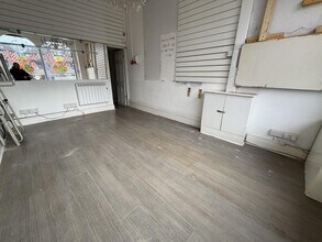260 Conway St, Birkenhead for lease Interior Photo- Image 2 of 11