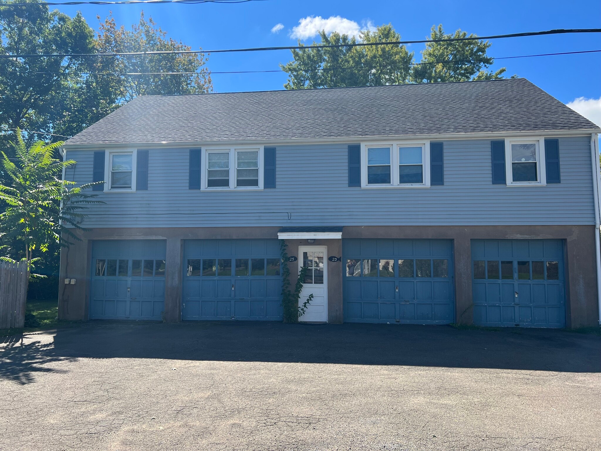 19 Fairlawn Ave, Branford, CT 06405 1925 Fairlawn Avenue