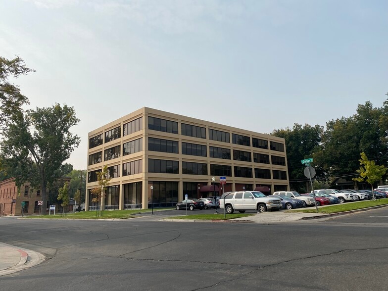 400 W King St, Carson City, NV for lease - Building Photo - Image 1 of 15