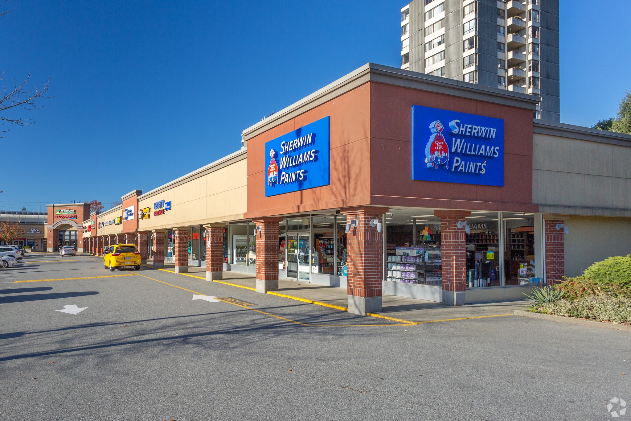 800 McBride Blvd, New Westminster, BC V3L 2B8 Royal Square Mall