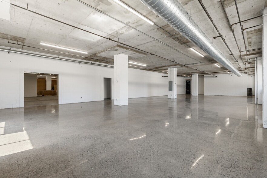 9500 Rue Meilleur, Montréal, QC for lease - Building Photo - Image 1 of 11