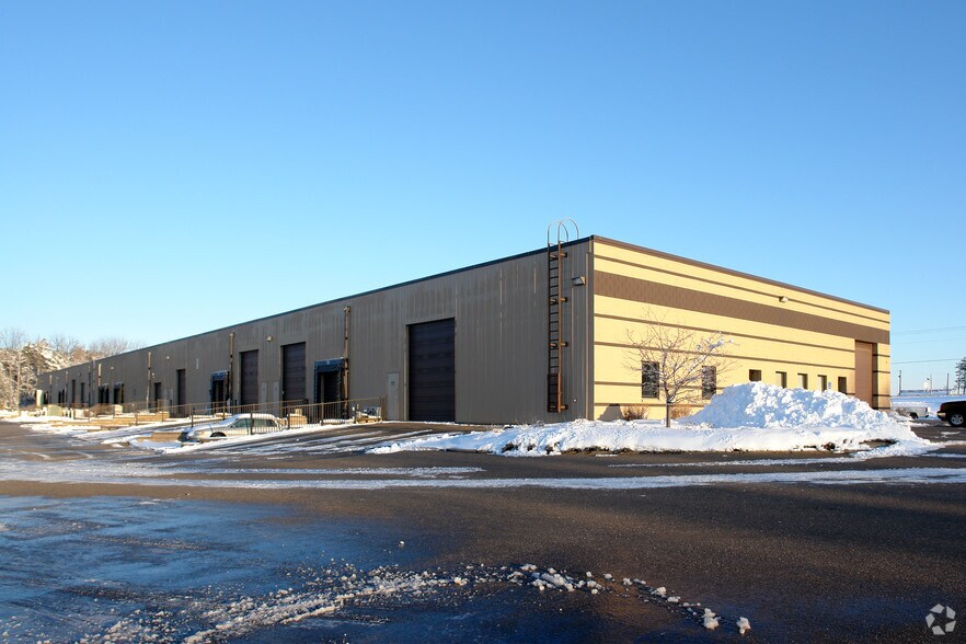9942-9956 Highway 10, Elk River, MN for lease - Building Photo - Image 2 of 10