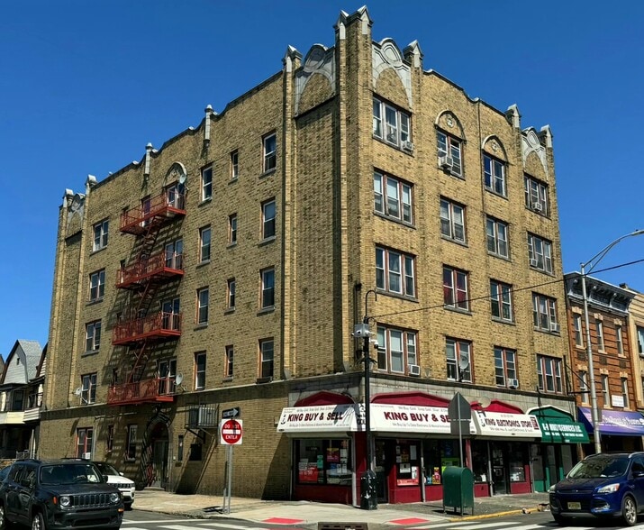 78Units JC portfolio of 4 properties for sale on LoopNet.com - Building Photo - Image 1 of 8