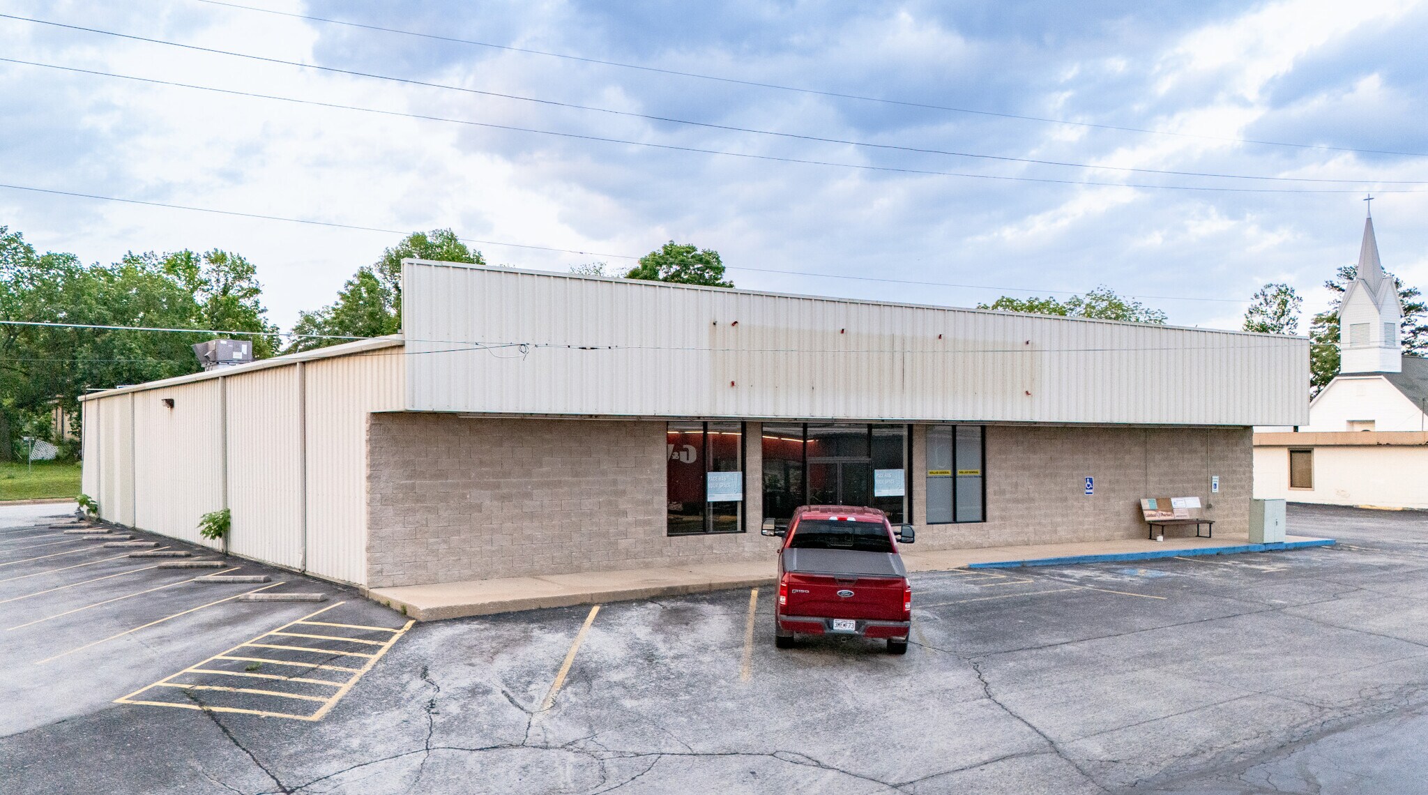 107 W Main St, Willow Springs, MO for sale Building Photo- Image 1 of 20