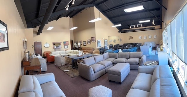 1043 Lenoir Rhyne Blvd, Hickory, NC for lease - Interior Photo - Image 3 of 7