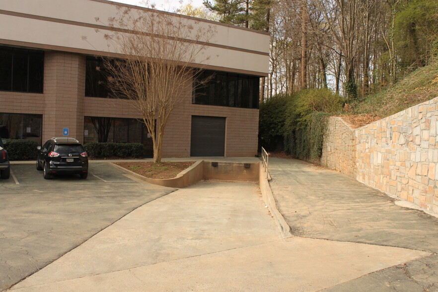 3120 Medlock Bridge Rd, Peachtree Corners, GA for sale - Building Photo - Image 2 of 49