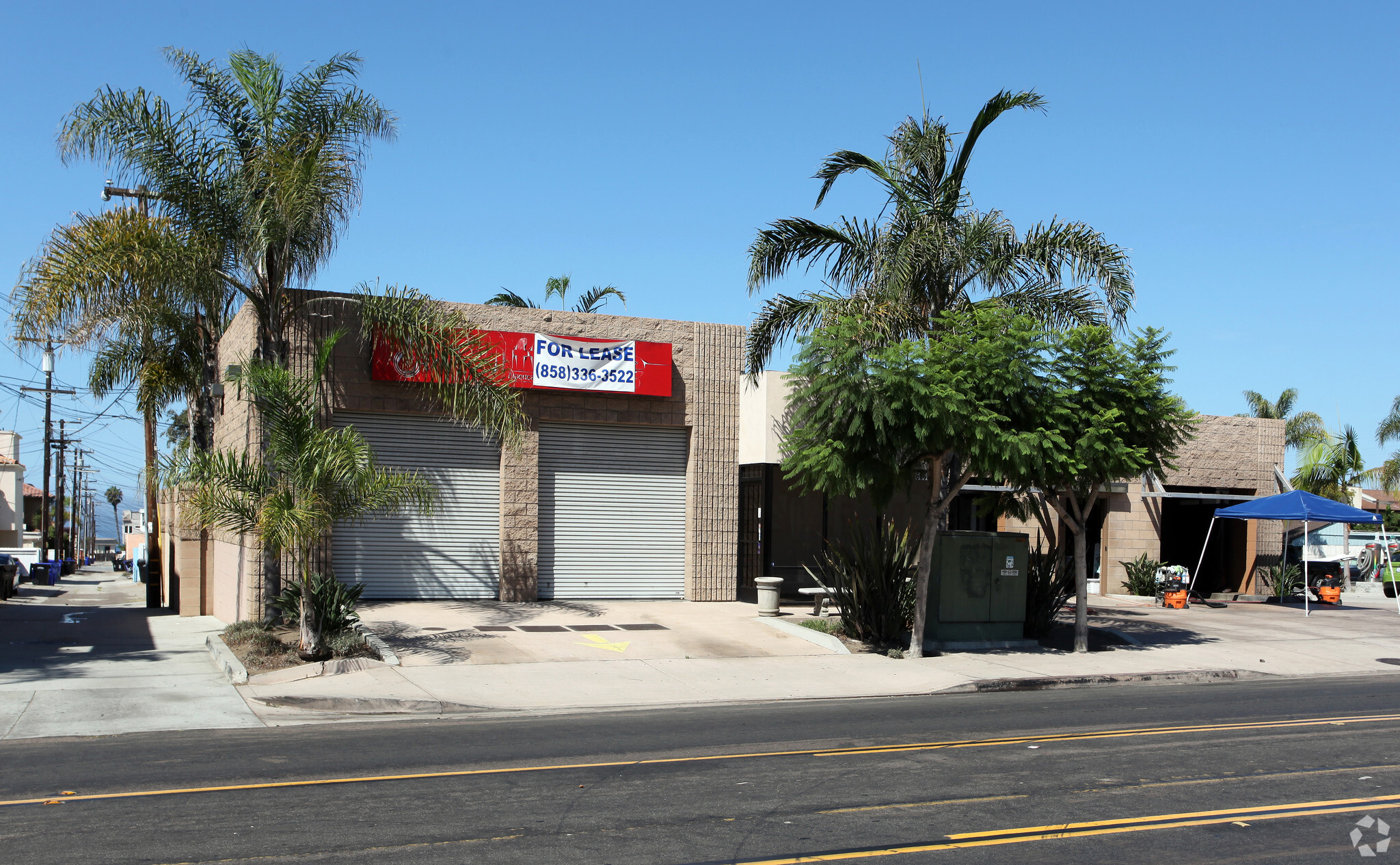 6860 La Jolla Blvd, La Jolla, CA for lease Primary Photo- Image 1 of 10