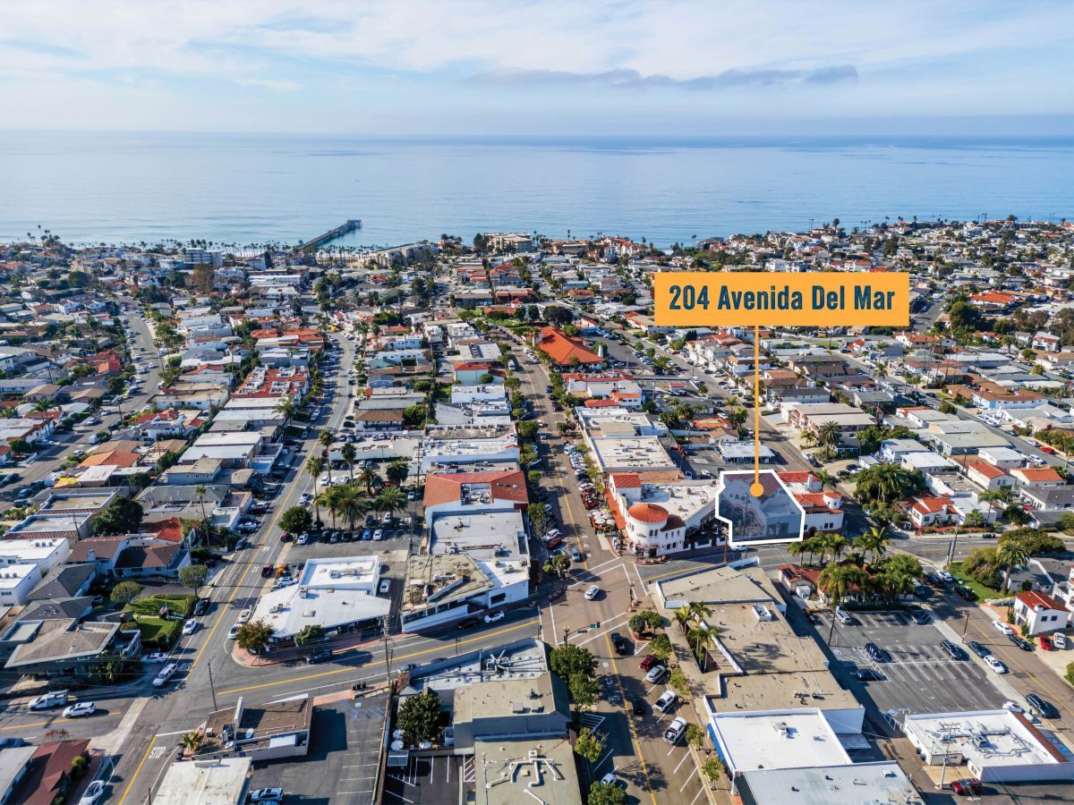 204 Avenida del Mar, San Clemente, CA for lease Primary Photo- Image 1 of 9