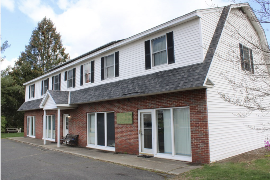 42 Amherst Rd, Sunderland, MA for lease - Building Photo - Image 1 of 4