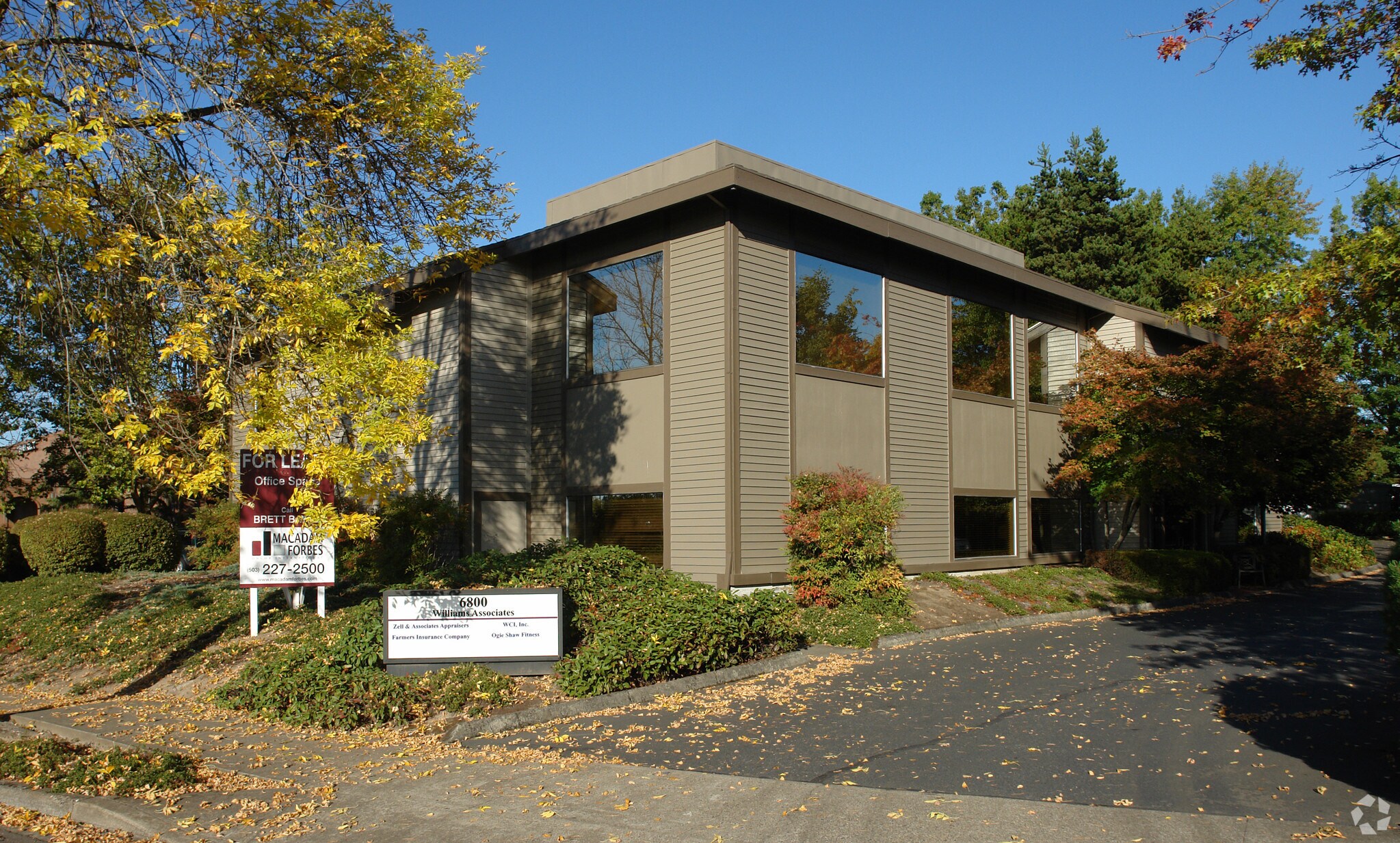 6800 SW 105th Ave, Beaverton, OR for sale Primary Photo- Image 1 of 1
