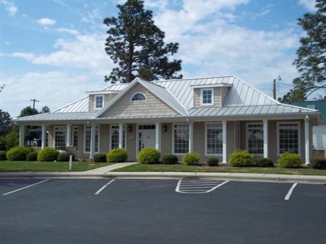 470 Magnolia Square Ct, Aberdeen, NC for lease - Primary Photo - Image 1 of 11