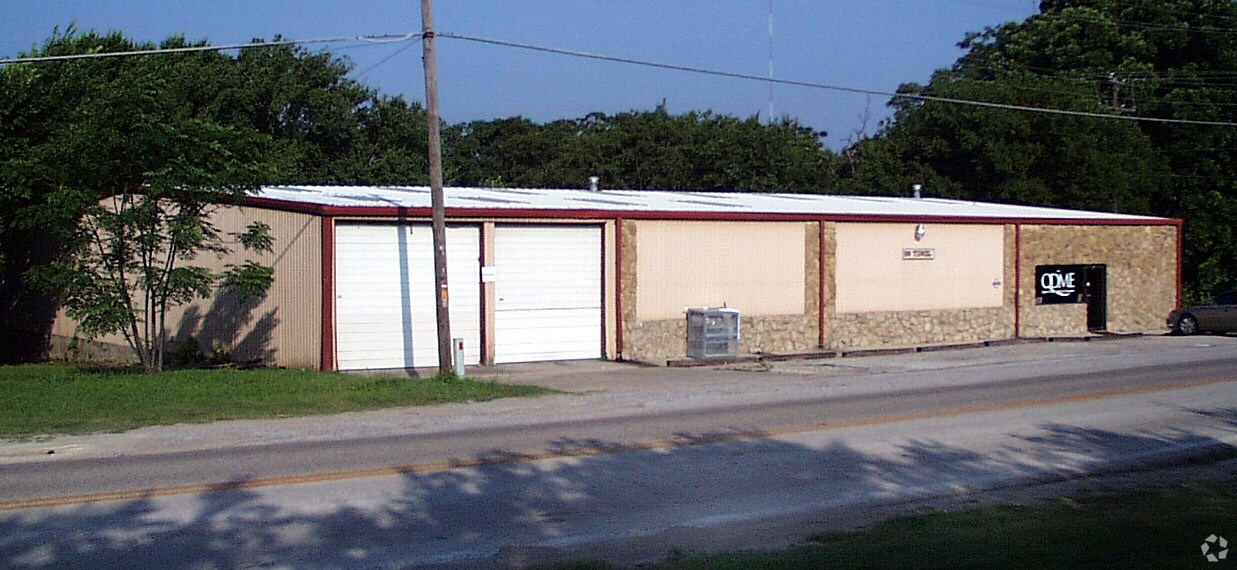 500 Tidwell Dr, Cedar Hill, TX 75104