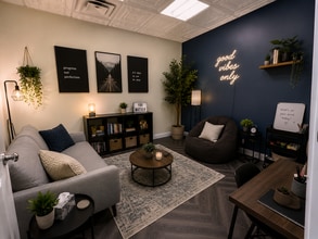 603 Washington Rd, Pittsburgh, PA for lease Interior Photo- Image 1 of 15