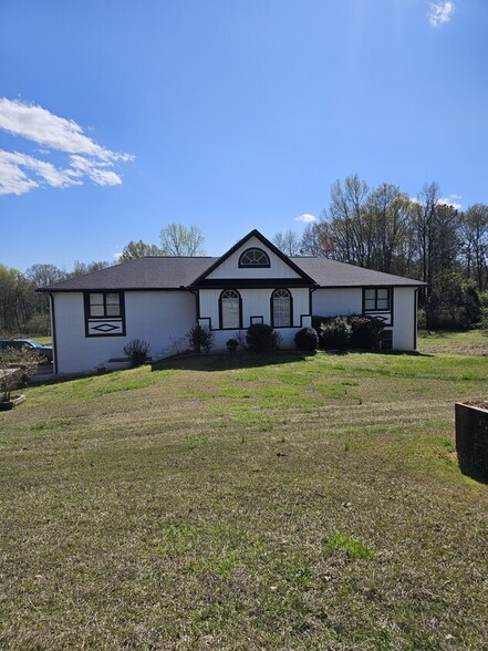 6485 Highway 124, Hoschton, GA for sale - Building Photo - Image 1 of 5