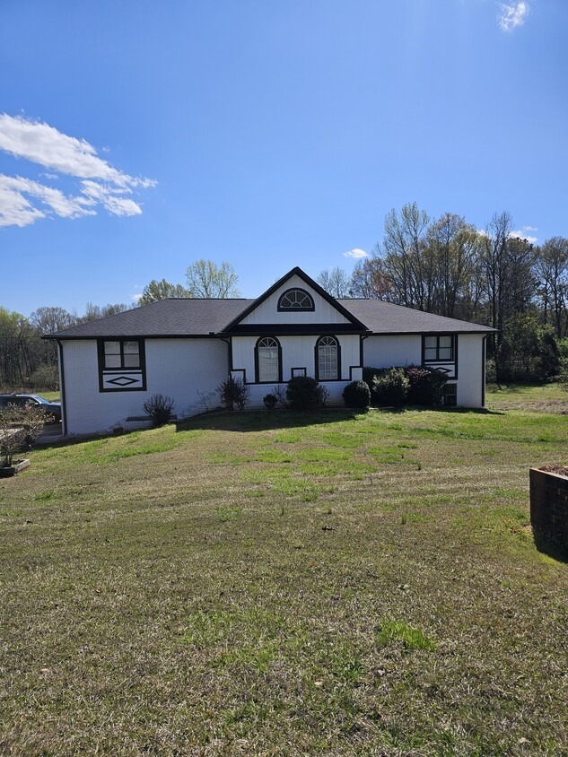 6485 Highway 124, Hoschton, GA for sale Building Photo- Image 1 of 6