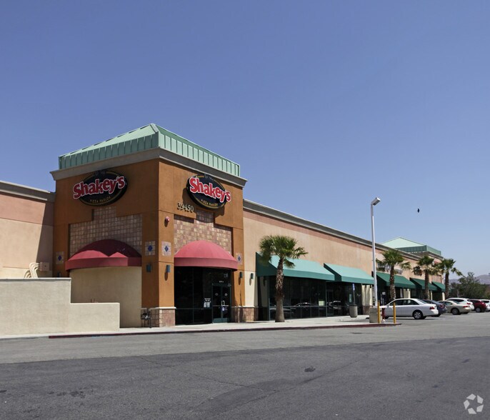 39450 10th St W, Palmdale, CA, 93551 Retail Space For Lease