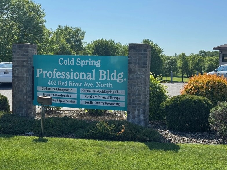 402 Red River Ave N, Cold Spring, MN for lease - Interior Photo - Image 2 of 13
