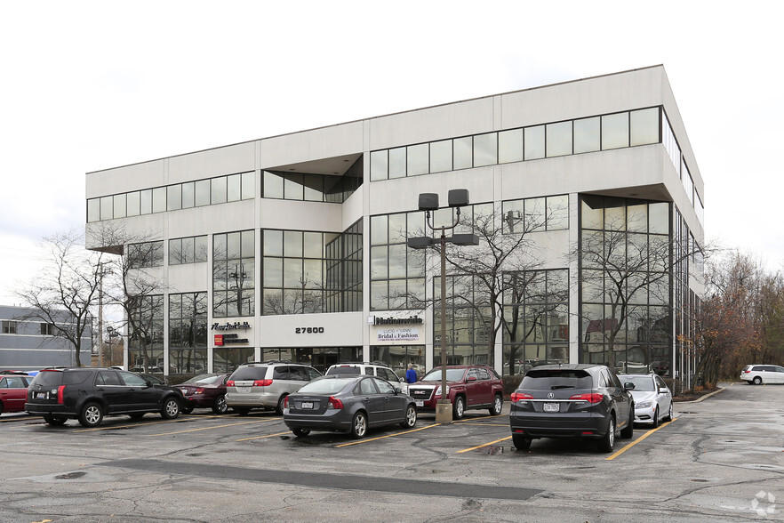 27600 Chagrin Blvd, Beachwood, OH for lease - Building Photo - Image 1 of 10