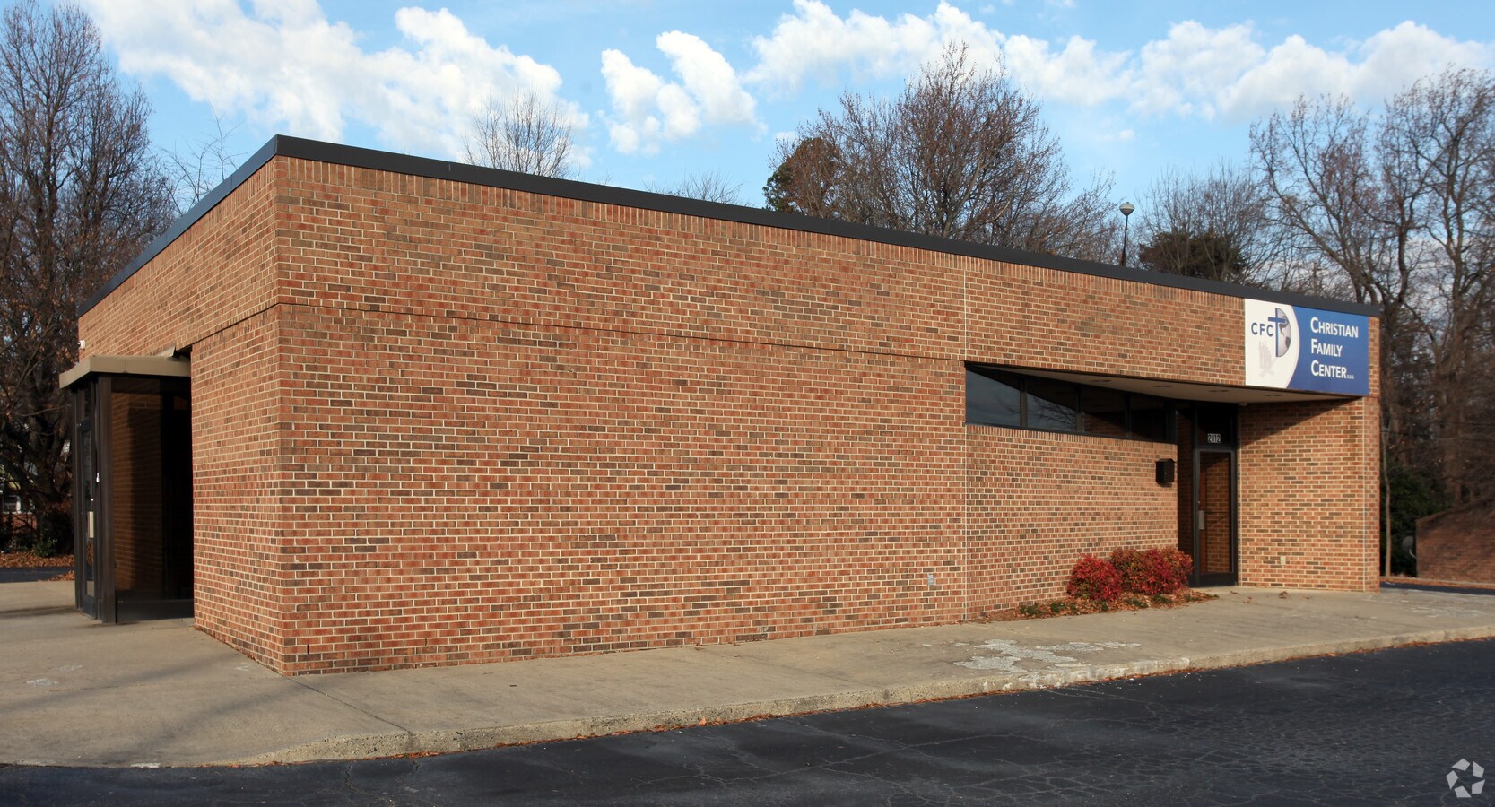 2012 S Elm Eugene St, Greensboro, NC 27406