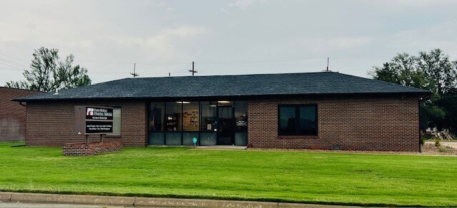 10 S Main St, South Hutchinson, KS for sale Building Photo- Image 1 of 1