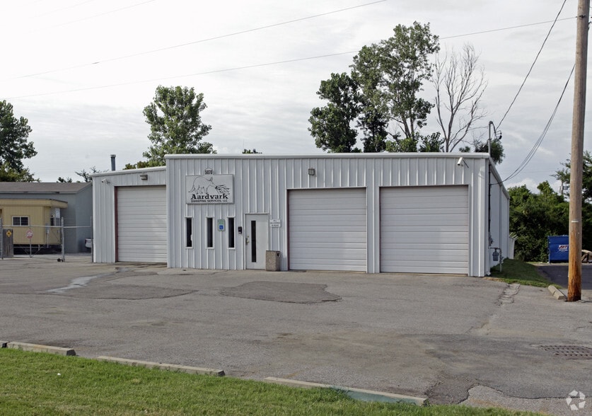5070 Wilfong Rd, Memphis, TN for sale - Building Photo - Image 2 of 2
