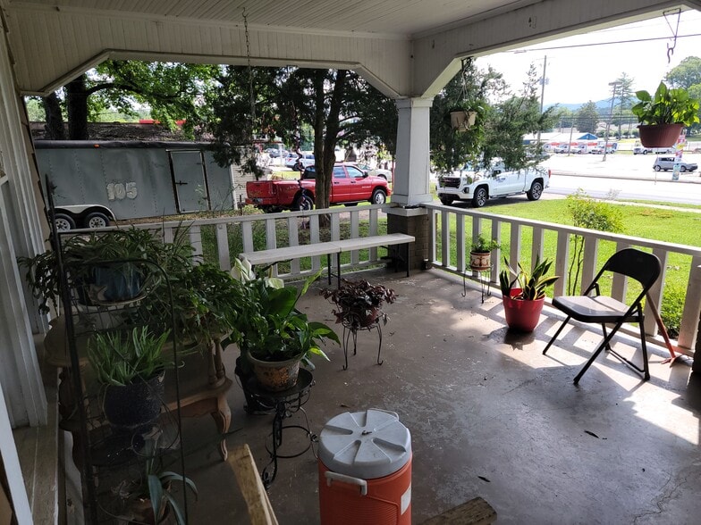 10895 Commerce St, Summerville, GA for sale - Building Photo - Image 1 of 5