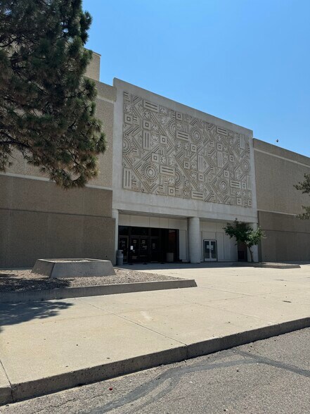 820 Citadel Dr E, Colorado Springs, CO for lease - Building Photo - Image 3 of 10