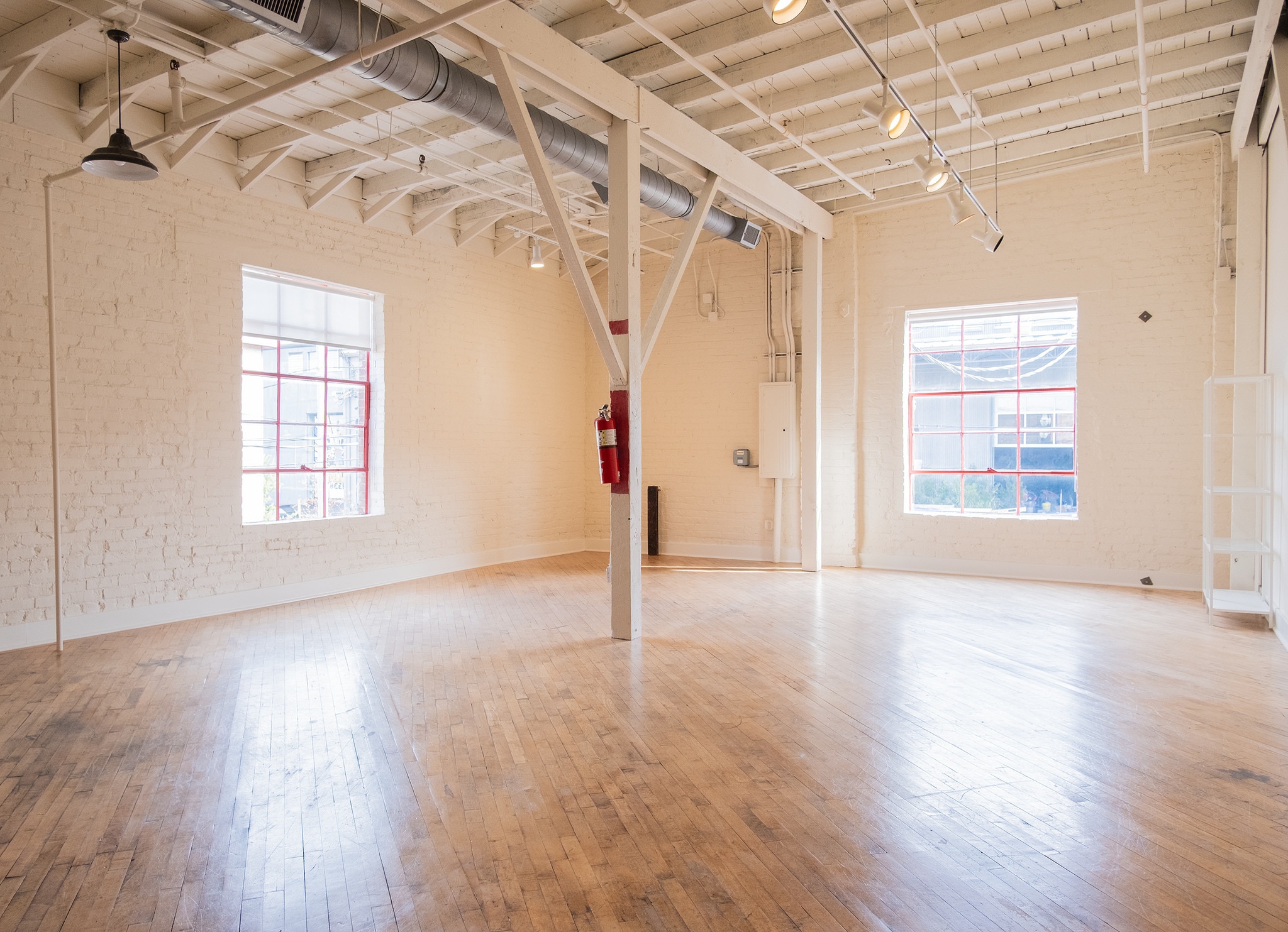 434 Houston St, Nashville, TN for lease Interior Photo- Image 1 of 3