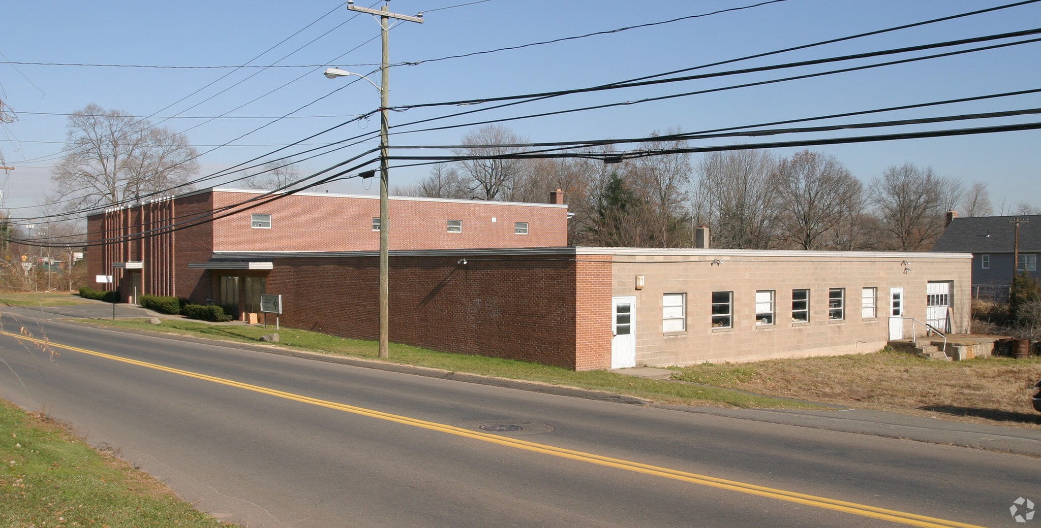 261 Kensington Rd, Berlin, CT for lease Primary Photo- Image 1 of 7