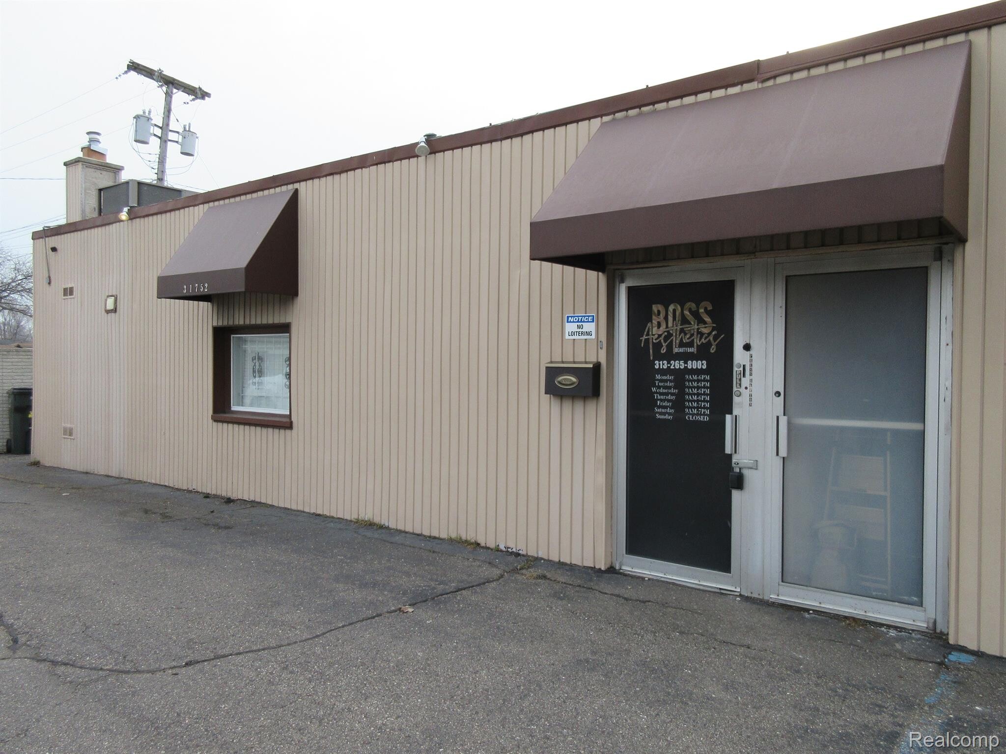 31750 Harper Ave, Saint Clair Shores, MI for lease Building Photo- Image 1 of 4