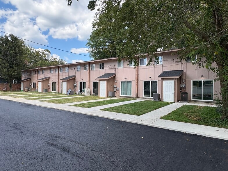 319 Main St, West Point, VA for sale - Building Photo - Image 3 of 13