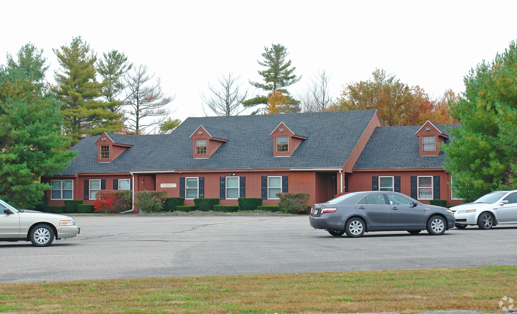 19 Levesque Dr, Eliot, ME for sale Primary Photo- Image 1 of 1