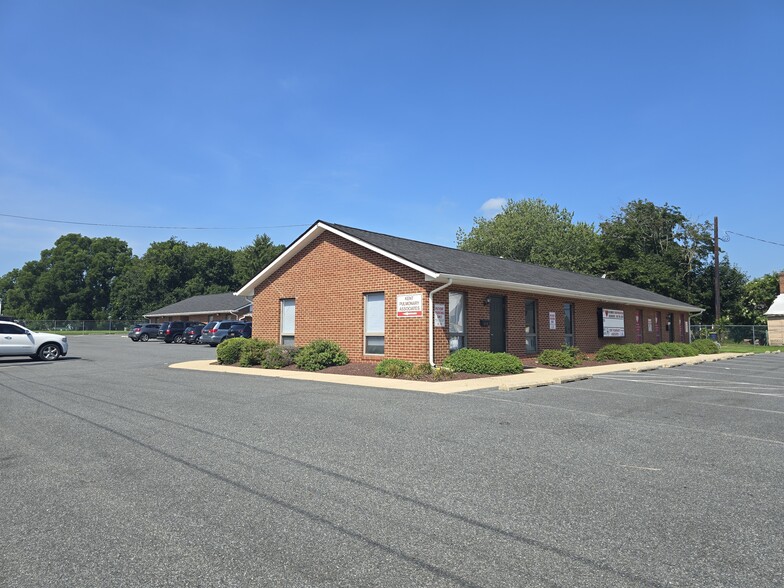 213 N Main St, Smyrna, DE for lease - Building Photo - Image 1 of 6