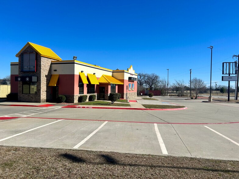 2600 W Euless Blvd, Euless, TX for sale - Building Photo - Image 1 of 1