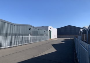 Blaydon Rd, Sandy for lease Building Photo- Image 2 of 3