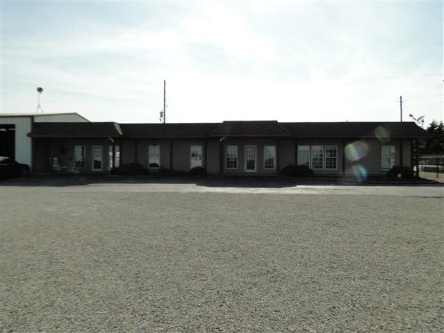 11060 SW US Highway 54, Augusta, KS for sale - Primary Photo - Image 1 of 1