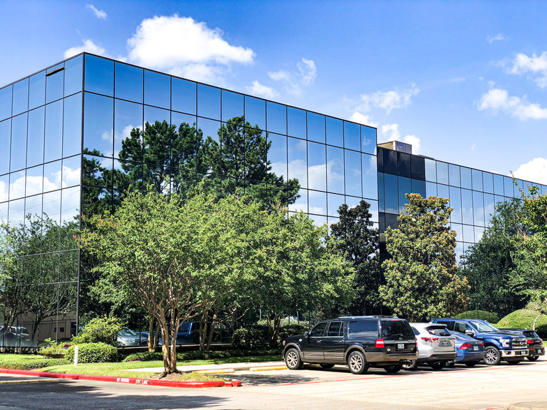 719 Sawdust Rd, The Woodlands, TX for lease - Primary Photo - Image 1 of 3