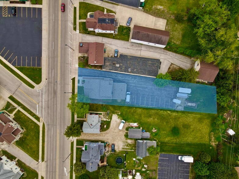 N90W16995 Appleton Ave, Menomonee Falls, WI for sale - Building Photo - Image 3 of 17