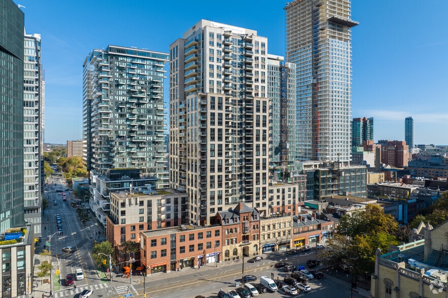 167 Church St, Toronto, ON for lease - Primary Photo - Image 1 of 24