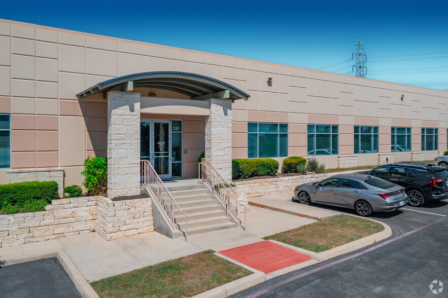 5255 Prue Rd, San Antonio, TX for lease - Building Photo - Image 2 of 5