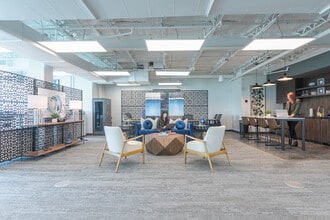 2125 Biscayne Blvd, Miami, FL for lease Interior Photo- Image 2 of 10