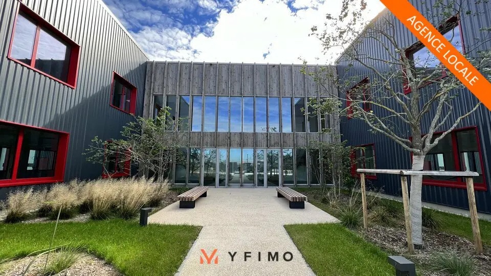 Office in Le Thillay for lease Building Photo- Image 1 of 12