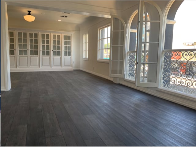 617 S La Brea Ave, Los Angeles, CA for lease - Building Photo - Image 1 of 25